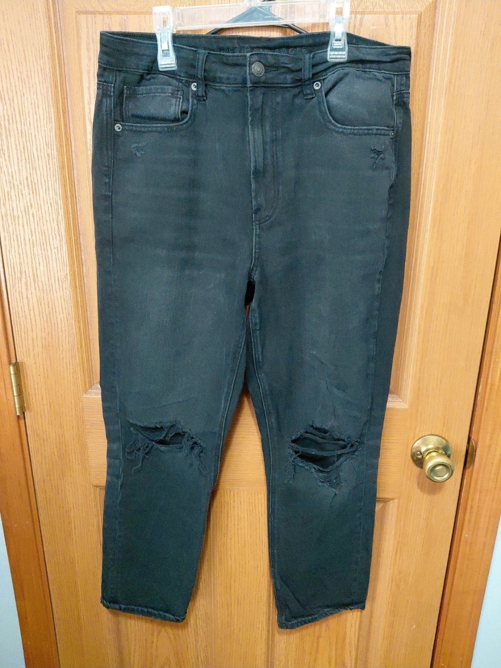 American Eagle Outfitters Black Slim Straight Distressed Jeans